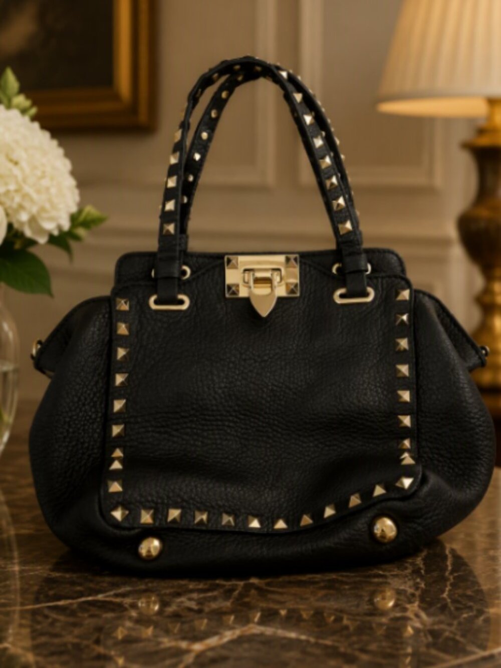 🖤 Authentic Valentino Garavani Rockstud Black Pebble Leather Bag 🖤